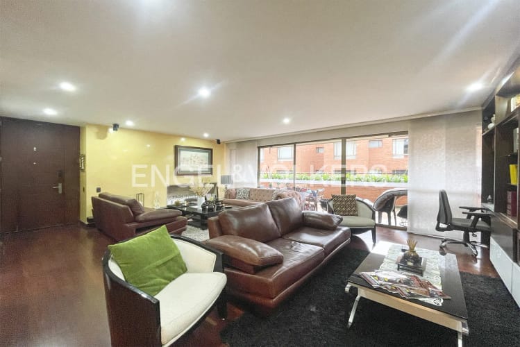 Apartamento en venta en Cerros De Niza, Bogotá · foto 3 de 20
