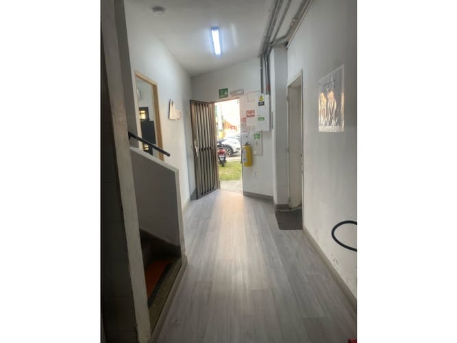 Bodega en venta en Las Lomitas, Sabaneta, 335 m² · foto 4 de 5