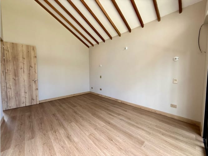 Casa de 3 alcobas en venta en El Carmen, El Retiro, 238 m² · foto 23 de 24