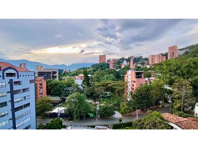 Apartamento de 1 alcoba en venta en Las Lomas No.1, Medellín, 37 m² · foto 17 de 19