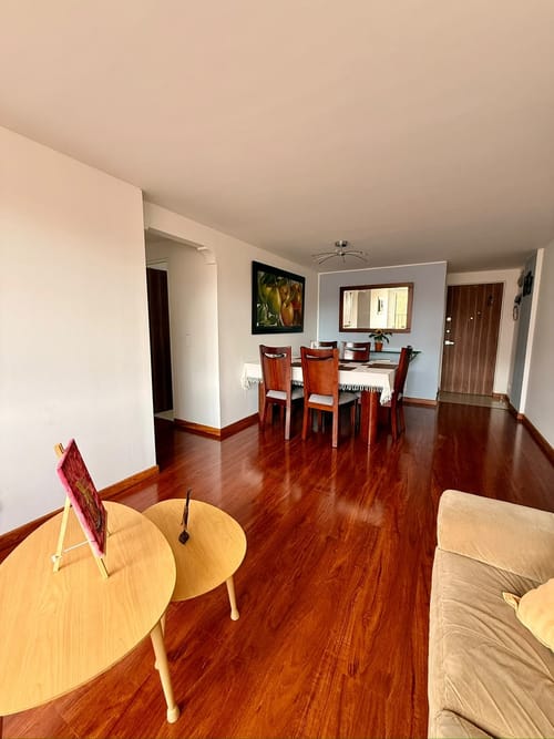Apartamento de 3 alcobas en venta en Victoria Norte, Bogotá, 80 m² · foto 2 de 14