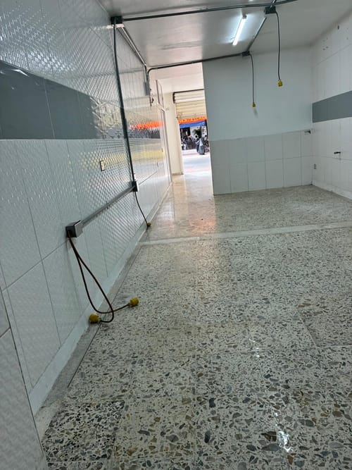 Local en arriendo en El Velódromo, Medellín, 110 m² · foto 2 de 11