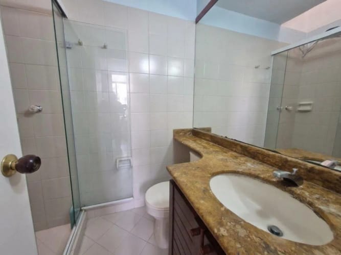 Casa de 4 alcobas en venta en El Tambo, La Ceja, 250 m² · foto 13 de 13