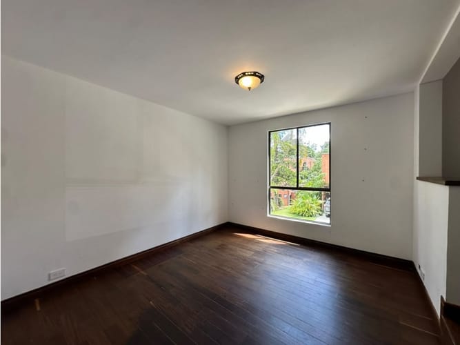 Casa de 5 alcobas en venta en San Lucas, Medellín, 224 m² · foto 20 de 24