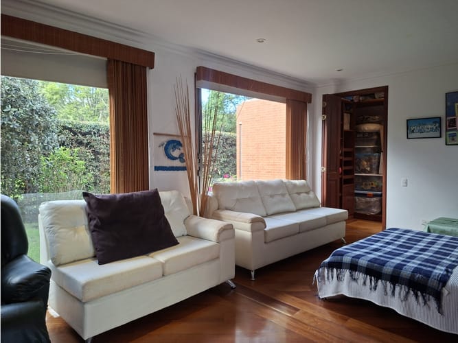 Casa en venta en Santa Barbara Central, Bogotá · foto 9 de 24