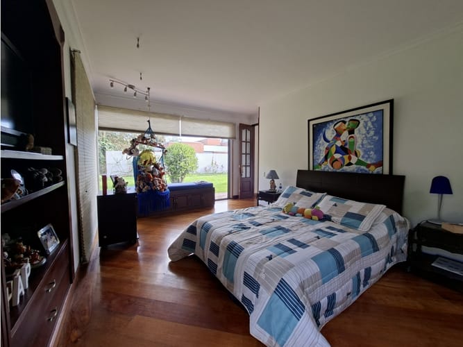 Casa en venta en Santa Barbara Central, Bogotá · foto 11 de 24
