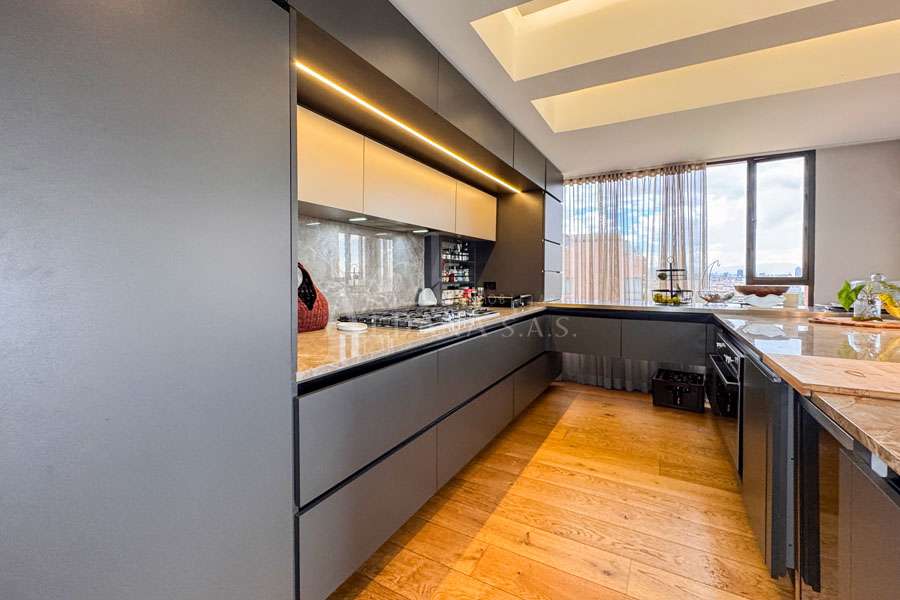 Apartamento en venta en La Carolina, Bogotá · foto 7 de 18