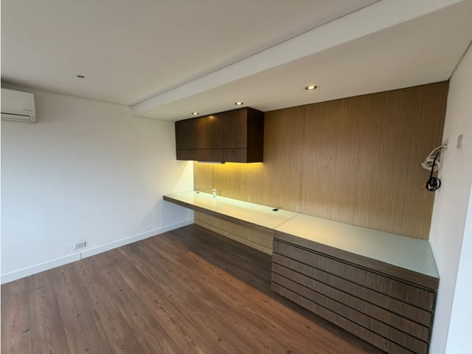 Casa de 3 alcobas en venta en El Poblado, Medellín, 298 m² · foto 17 de 22