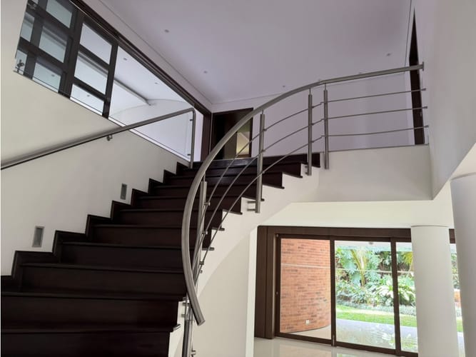 Casa de 3 alcobas en venta en El Poblado, Medellín, 298 m² · foto 22 de 22