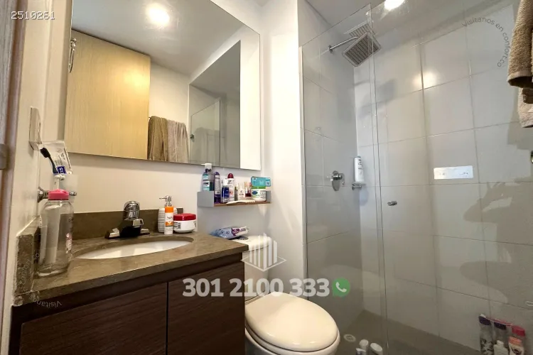 Apartamento de 3 alcobas en arriendo en Loma Del Indio, Medellín, 81 m² · foto 9 de 24