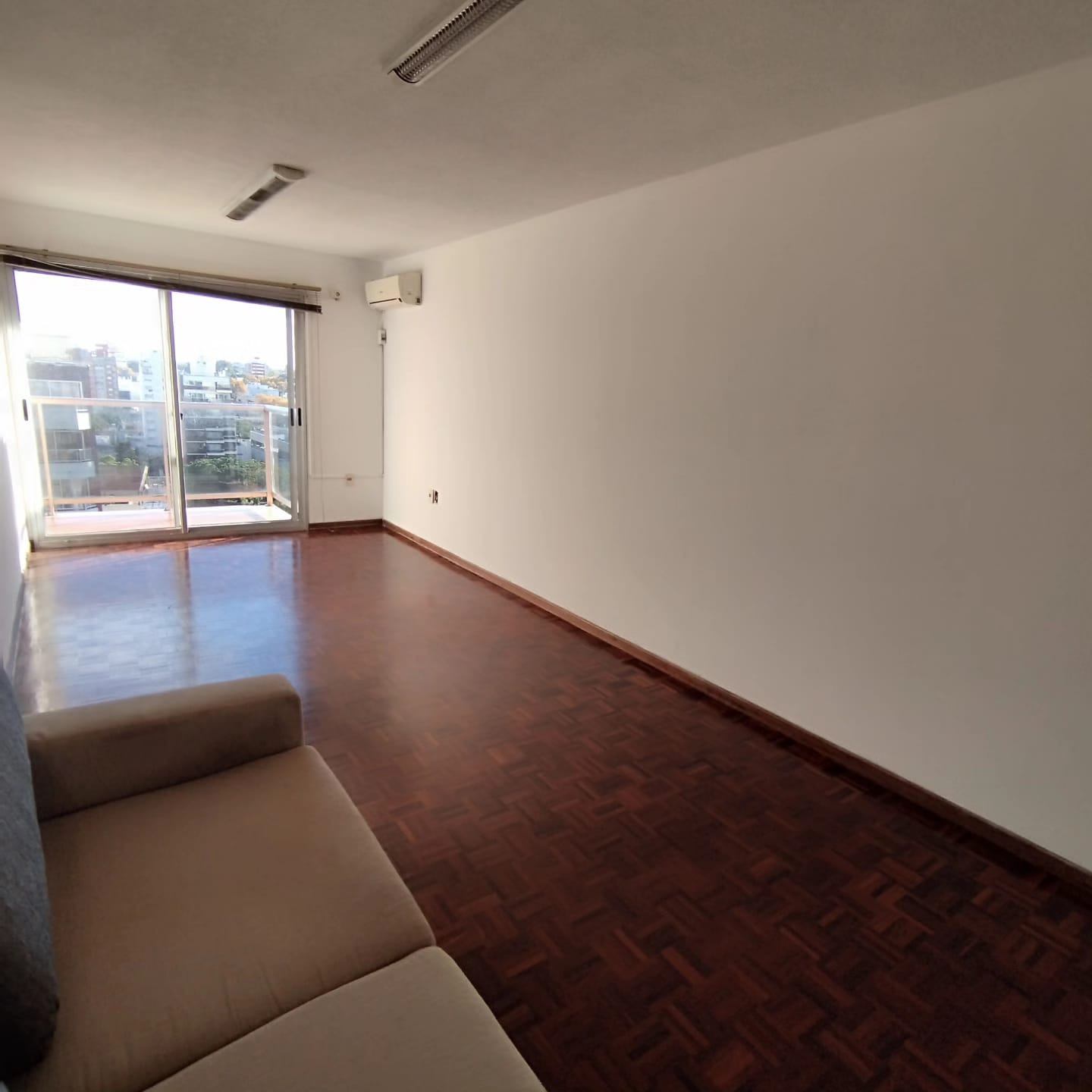Apartamento en alquiler c/ cochera en Pocitos · Foto 5