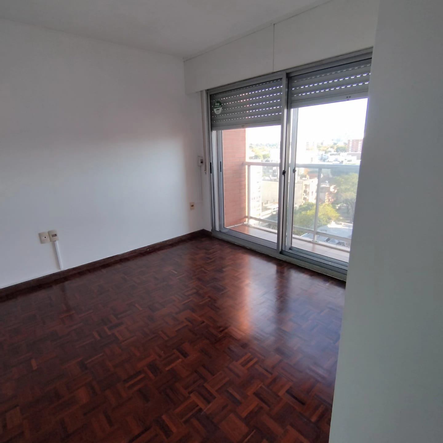 Apartamento en alquiler c/ cochera en Pocitos · Foto 12