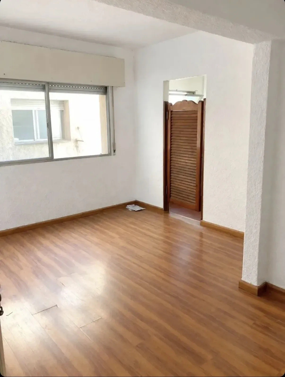 ALQUILER EN EL CENTRO DE 1 DORMITORIO, PISO 2 AL FRENTE, BALCON, ASCENSOR