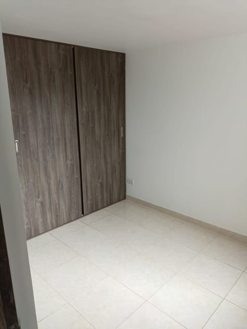 Apartamento en venta en Plaza Imperial Centro Comercial, Bogotá · foto 5 de 24
