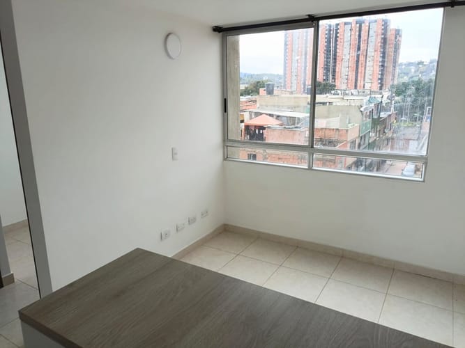 Apartamento en venta en Plaza Imperial Centro Comercial, Bogotá · foto 9 de 24