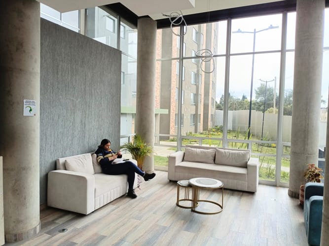 Apartamento en venta en Plaza Imperial Centro Comercial, Bogotá · foto 21 de 24