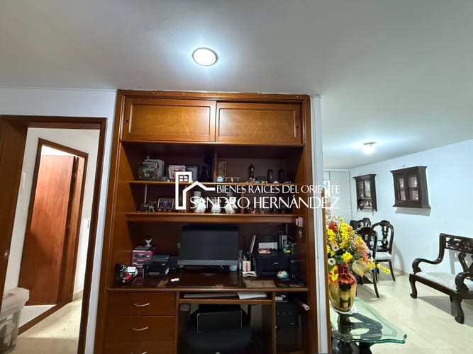 Apartamento de 3 alcobas en venta en Antonia Santos Centro, Bucaramanga, 70 m² · foto 3 de 19