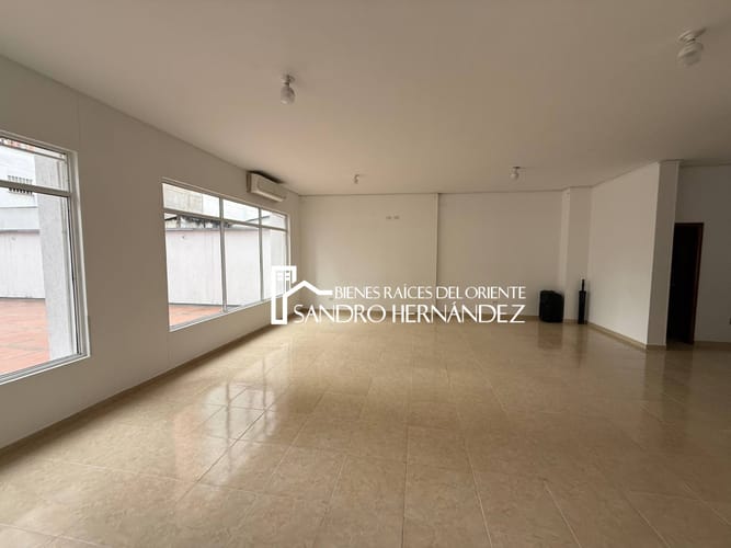 Apartamento de 3 alcobas en venta en Antonia Santos Centro, Bucaramanga, 70 m² · foto 2 de 19