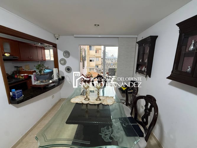 Apartamento de 3 alcobas en venta en Antonia Santos Centro, Bucaramanga, 70 m² · foto 6 de 19