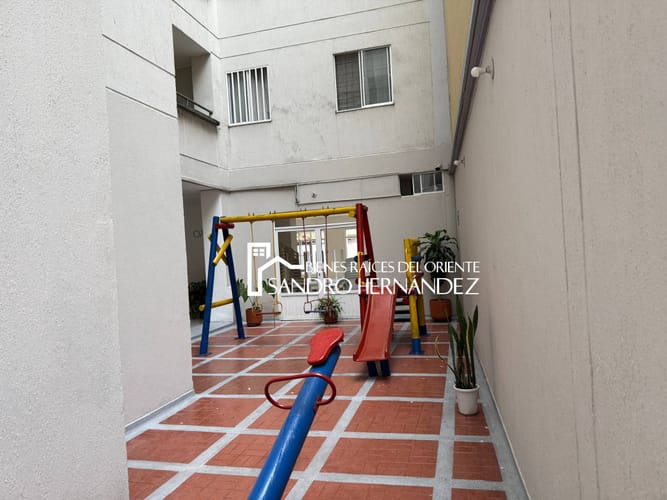 Apartamento de 3 alcobas en venta en Antonia Santos Centro, Bucaramanga, 70 m² · foto 18 de 19