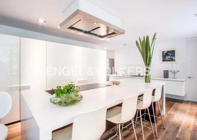 Apartamento de 4 alcobas en venta en Los Rosales, Bogotá, 476 m² · foto 8 de 19