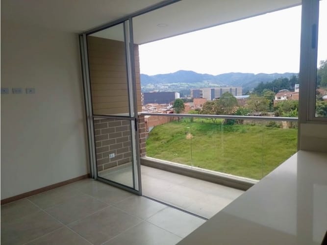 Apartamento de 3 alcobas en venta en La Ceja, 64 m² · foto 6 de 24
