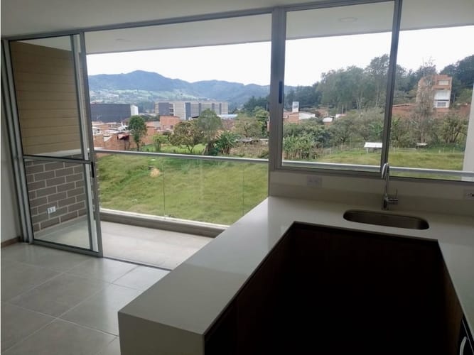 Apartamento de 3 alcobas en venta en La Ceja, 64 m² · foto 7 de 24