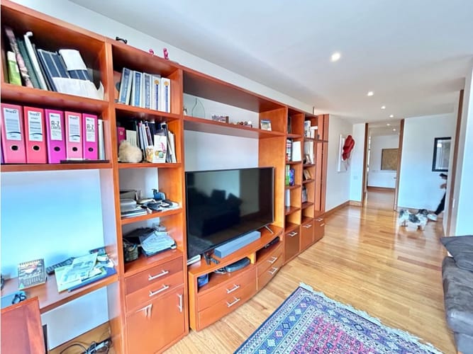 Apartamento de 3 alcobas en venta en Chicó Reservado, Bogotá, 353 m² · foto 22 de 24