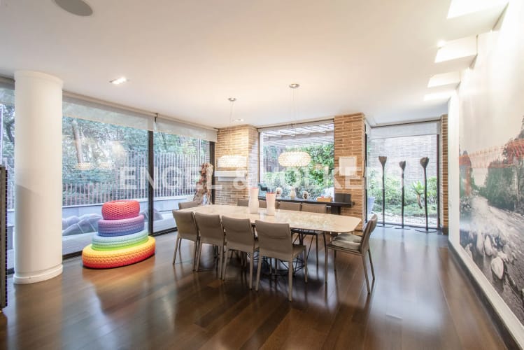 Casa de 5 alcobas en venta en Chicó Alto, Bogotá, 523 m² · foto 3 de 24