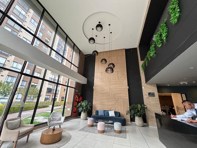 Apartamento de 2 alcobas en venta en Prado Veraniego, Bogotá, 47 m² · foto 2 de 16