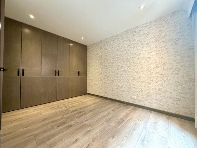 Apartamento de 2 alcobas en venta en Chicó Reservado, Bogotá, 155 m² · foto 18 de 19
