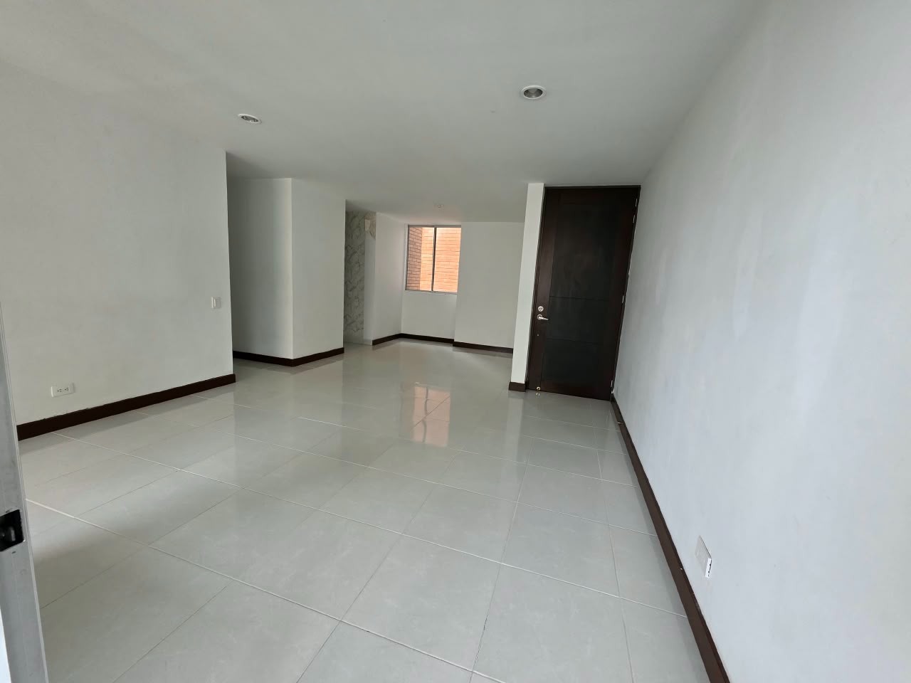 Apartamento en venta en Loma Del Esmeraldal, Envigado · foto 8 de 17