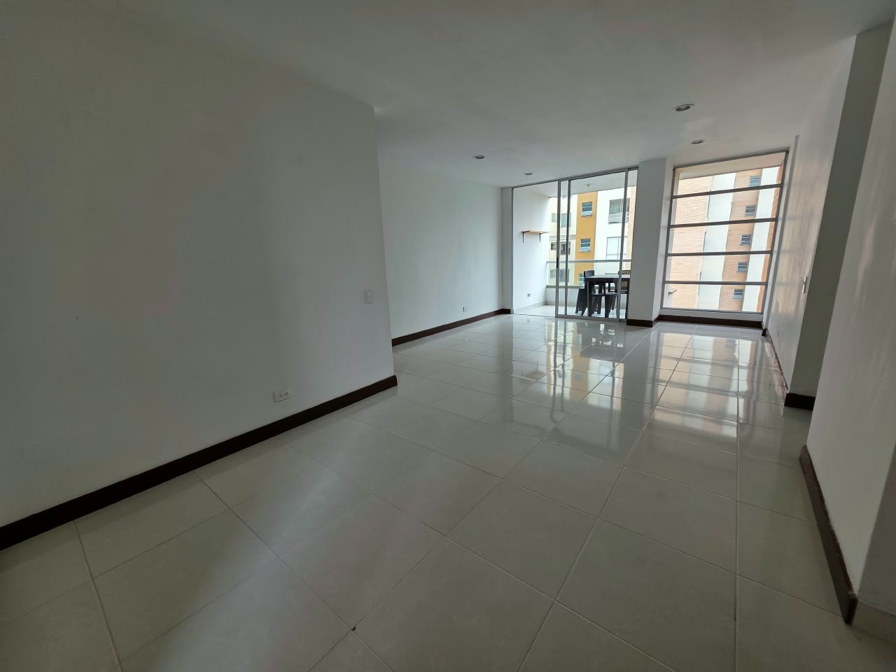Apartamento en venta en Loma Del Esmeraldal, Envigado · foto 9 de 17