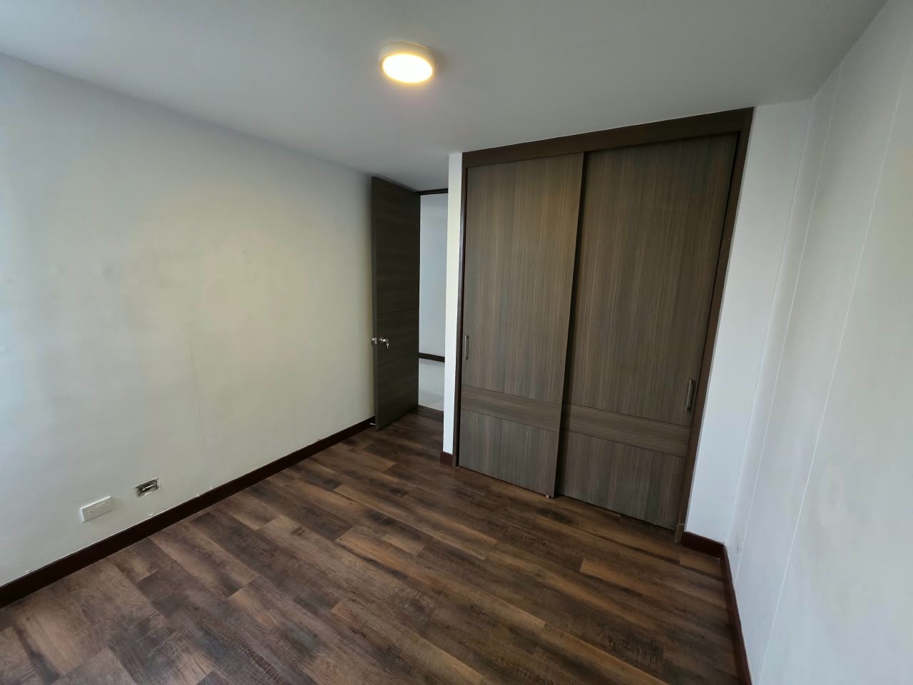 Apartamento en venta en Loma Del Esmeraldal, Envigado · foto 14 de 17