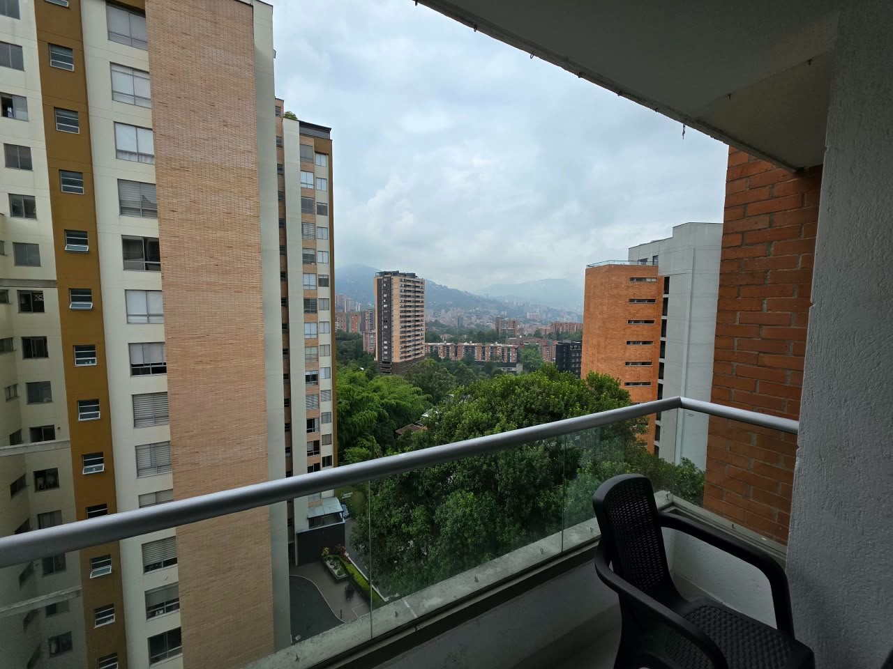 Apartamento en venta en Loma Del Esmeraldal, Envigado · foto 12 de 17