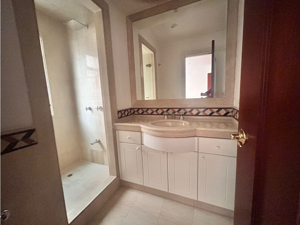 Apartamento en venta en El Chico, Bogotá · foto 10 de 12