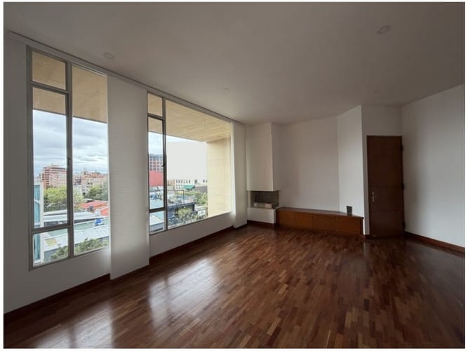 Apartamento de 2 alcobas en venta en Emaus, Bogotá, 135 m² · foto 4 de 11