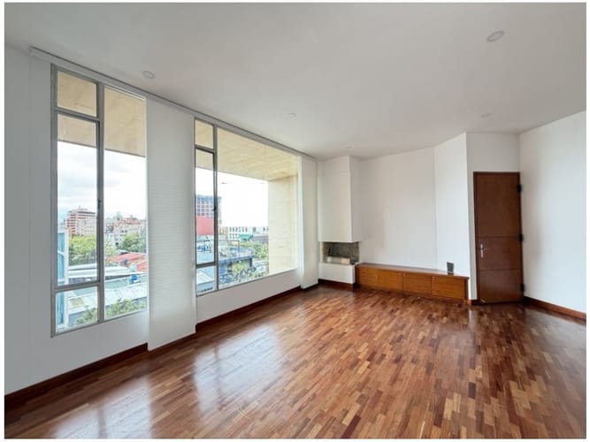 Apartamento de 2 alcobas en venta en Emaus, Bogotá, 135 m² · foto 5 de 11