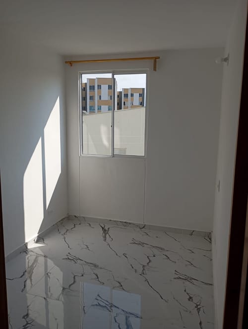 Apartamento de 2 alcobas en venta en Candelaria, 42 m² · foto 10 de 24