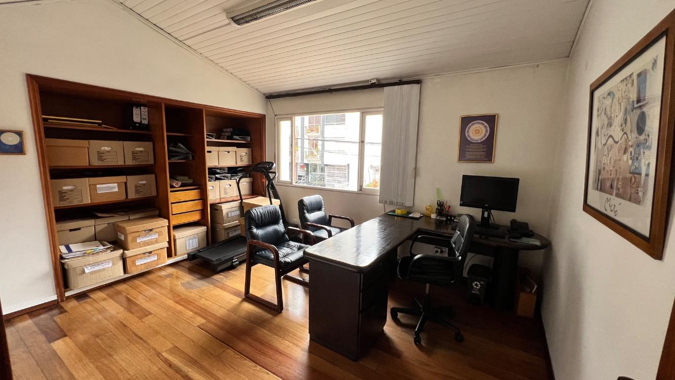 Casa en venta en Santa Barbara, Bogotá · foto 12 de 23