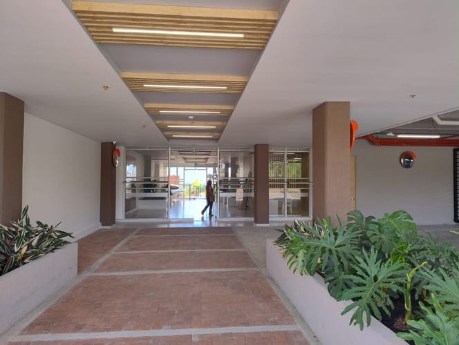 Apartamento de 3 alcobas en venta en Hacienda Santa Cruz, Ibagué, 93 m² · foto 2 de 10