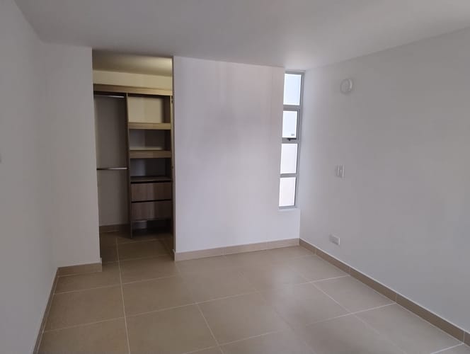 Apartamento de 3 alcobas en venta en Hacienda Santa Cruz, Ibagué, 93 m² · foto 9 de 10