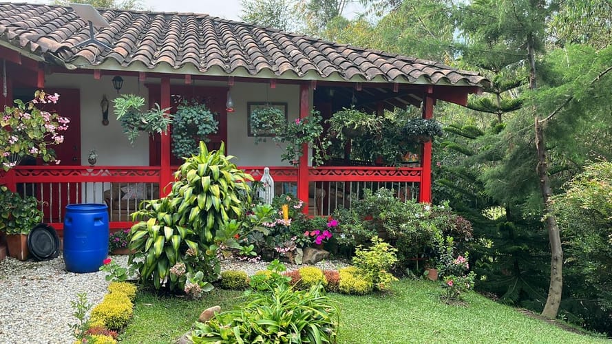 Casa de 5 alcobas en venta en El Carmen De Viboral, El Carmen de Viboral, 330 m² · foto 3 de 23