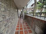 Casa de 7 alcobas en venta en Girardot, Medellín, 224 m² · foto 3 de 24