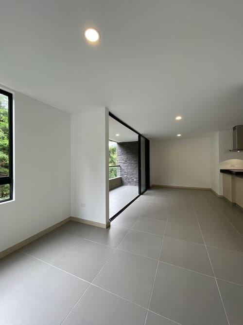 Apartamento de 3 alcobas en venta en Santa Elena, El Retiro, 78 m² · foto 3 de 13