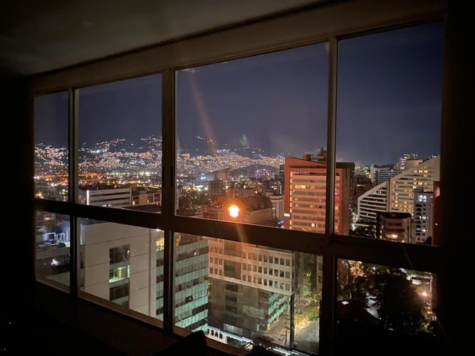 Apartamento en venta en El Poblado, Medellín · foto 3 de 10
