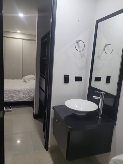 Apartamento en venta en El Poblado, Medellín · foto 10 de 10