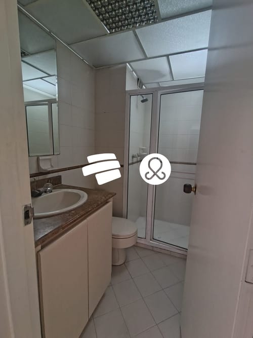 Apartamento de 2 alcobas en venta en Laureles, Medellín, 80 m² · foto 3 de 9