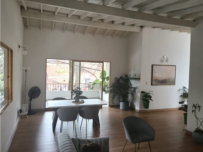 Casa de 4 alcobas en venta en La Floresta, Medellín, 156 m² · foto 2 de 14