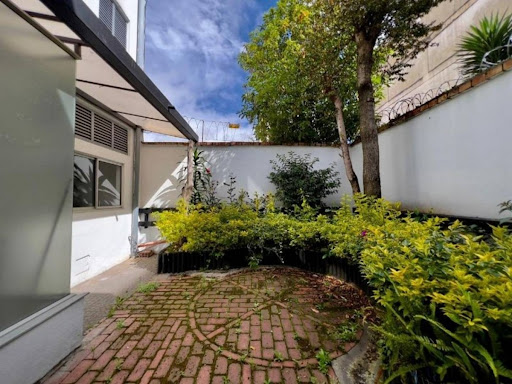 Casa en arriendo en Chapinero, Bogotá · foto 2 de 24